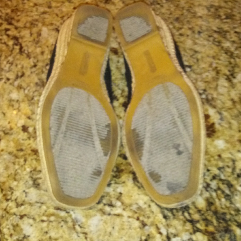 Ladies Easy Spirit Slip Ons - Picture 7 of 8